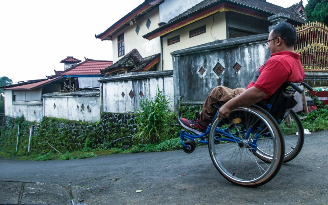 La habilitación de las personas y la transformación de sus vidas con dispositivos de apoyo.
